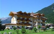 Alpenhotel Panorama Mazzin