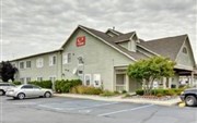 Econo Lodge & Suites Grand Rapids