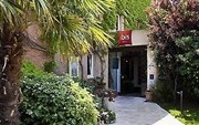 Hotel Ibis Salon De Provence Sud