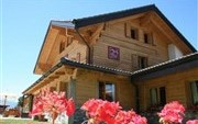 Hameau Mountain Lodge