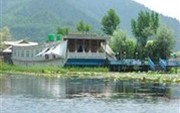 Mughal - E - Azam Houseboat