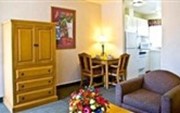BEST WESTERN Lamplighter Inn and Suites at SDSU