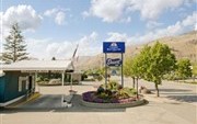 Canadas Best Value Inn & Suites-Desert Motel