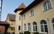 Hotel Schlosshof Dolgesheim