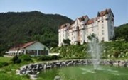 White Castle Resort