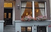 Chariot Amsterdam Apartment