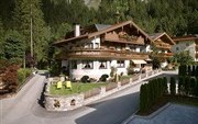 Hotel Garni Montana Mayrhofen