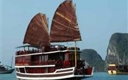 Ha Long Heritage Cruise & Kayaking Tour