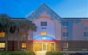 Candlewood Suites Miami Airport West