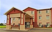 Paola Inn and Suites