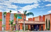 Holiday Inn and Suites Tucson Airport North