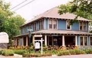 Wildflower Bed and Breakfast-On the Square