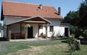 Guest Accommodation Plavo Oko