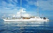 Yacht Polaris