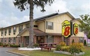 Super 8 Motel Lee / Berkshires / Outlet Area
