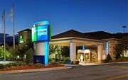 Holiday Inn Express Shelby