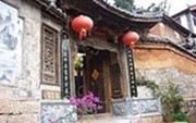 Courier Inn Garden Lijiang