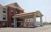 Holiday Inn Express Hotel & Suites Concordia US 81
