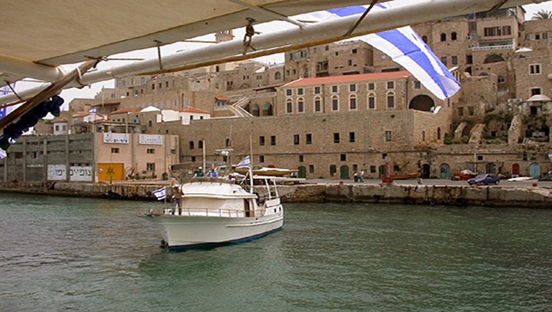 Вид на Старый Яффо с прогулочного катера