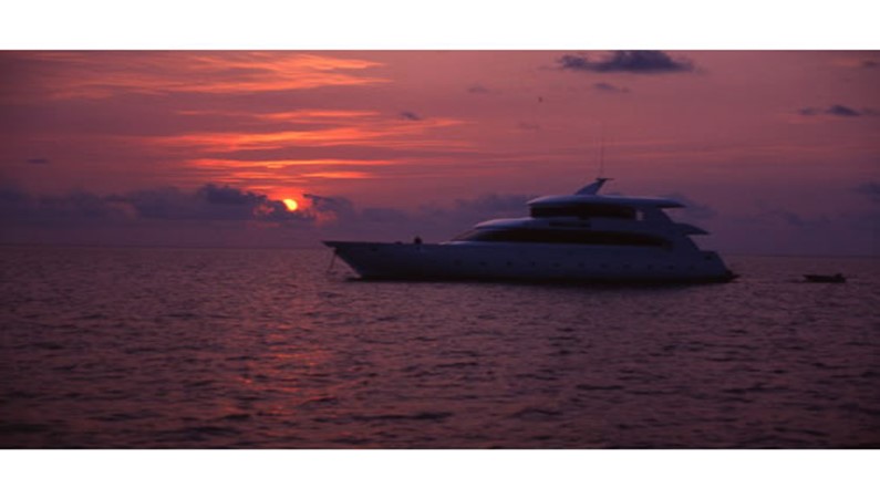 Закат. Фото к рассказу «Мальдивский калейдоскоп»