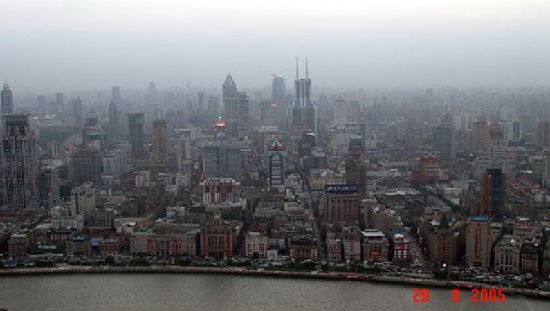 Панорама Шанхая, снятая с башни «Жемчужина Востока».