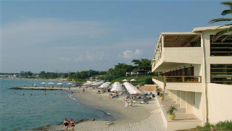 Пляж у отеля «Sani  Beach Club»
