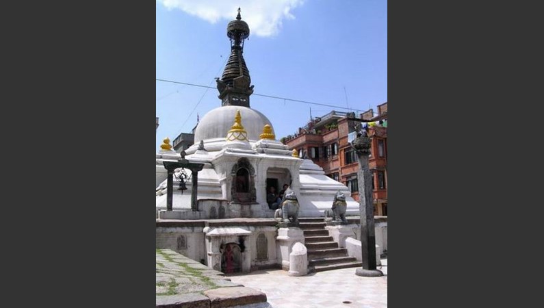 буддийская ступа в городе Патане, в долине Катманду