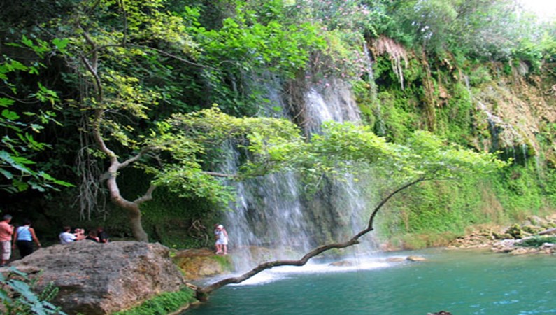 Водопад недалеко от Анталии