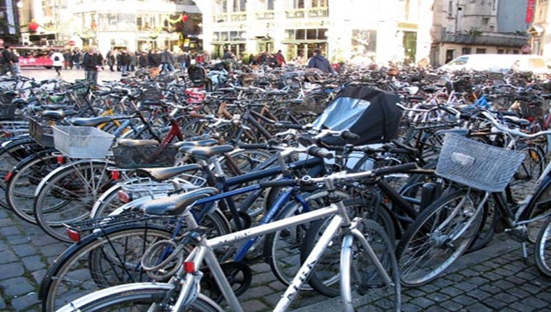 В Копенгагене на 1 жителя приходится в среднем по 2.5 велосипеда