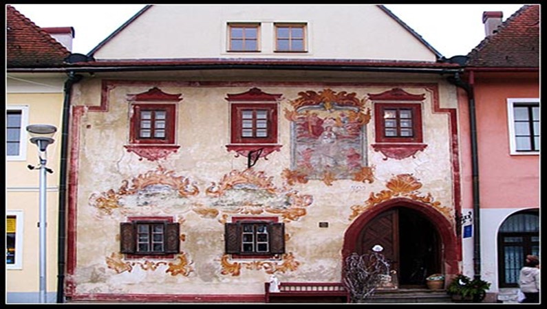 роспись дома на главной площади в Бардейове