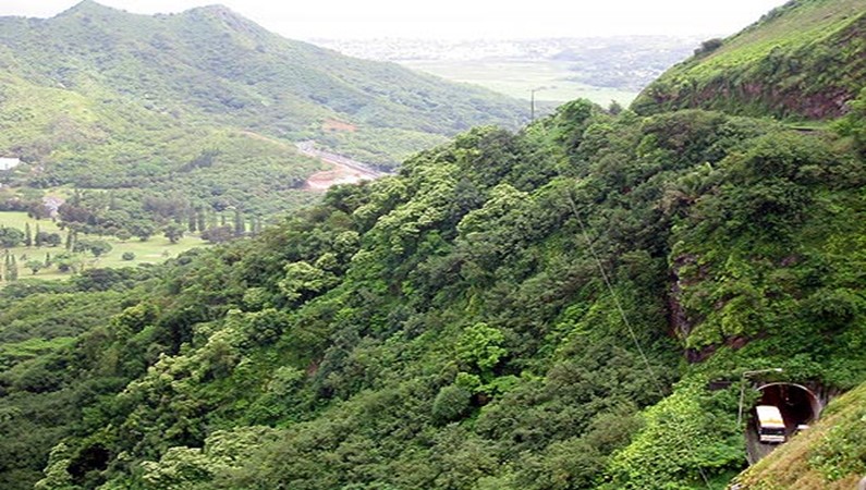 Вид с горы Нууану Пали.