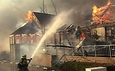 Пожар в Малибу оставит звезд без жилья