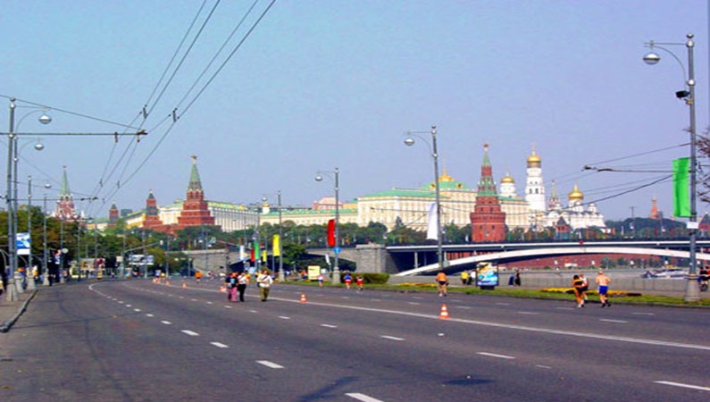 Првздничная Москва