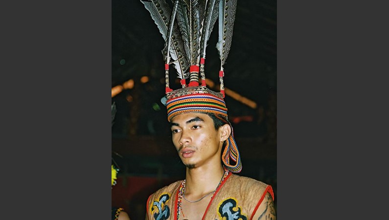 Малайзийское Борнео. Юноша из племени кадазанов