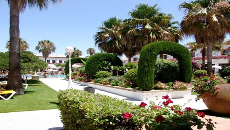 Рота, территория отеля «Playa de la Luz»