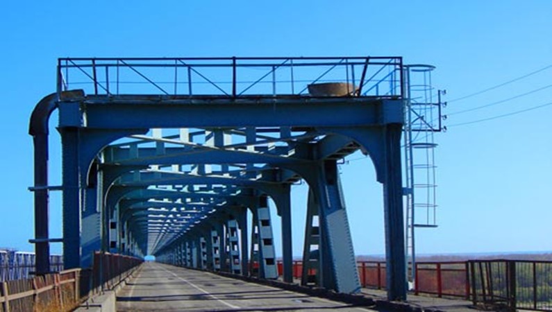 Старый мост через Обь