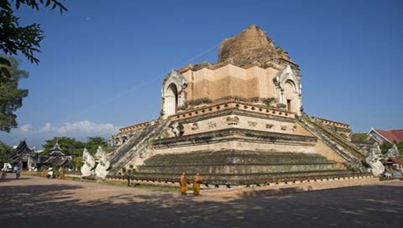 Chiang Mai Wat Chedi Luang Temple