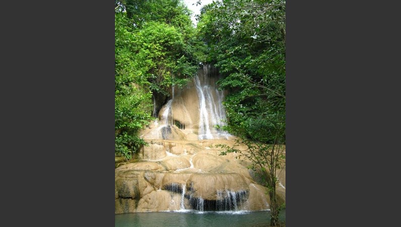 Канчанабури. Водопад Sai Yok Noi