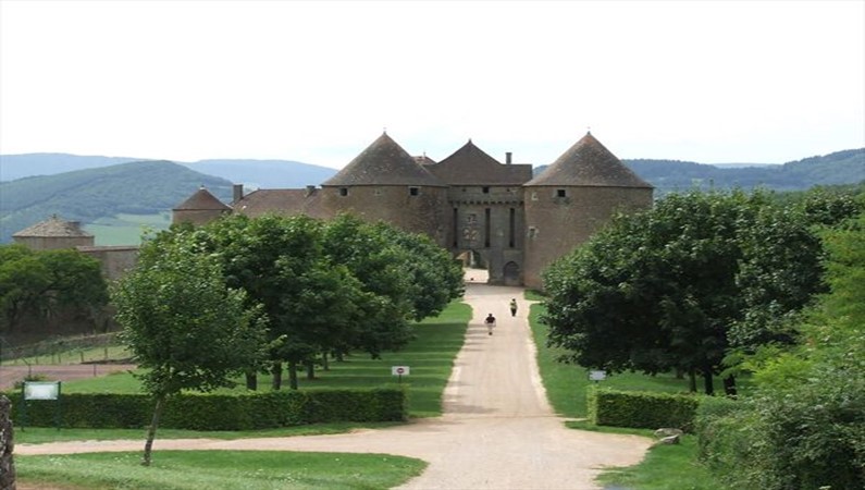 Замок Берзе