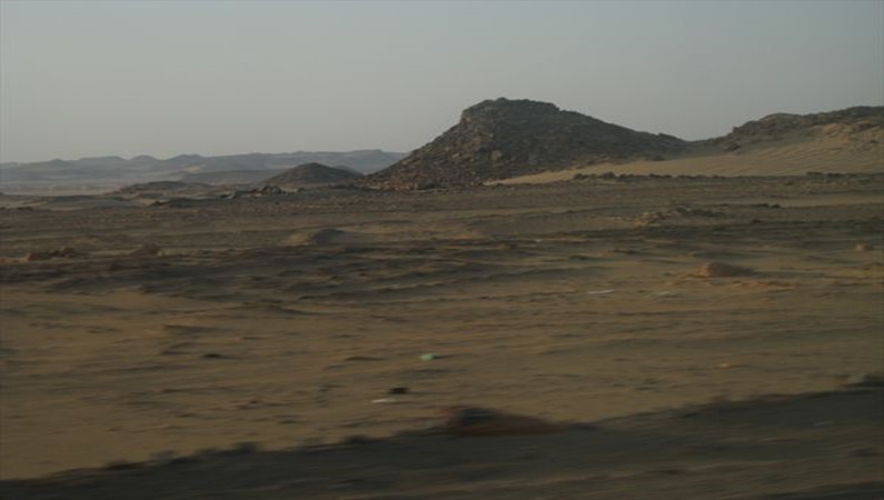 В Марокко тоже наверно есть пустыня