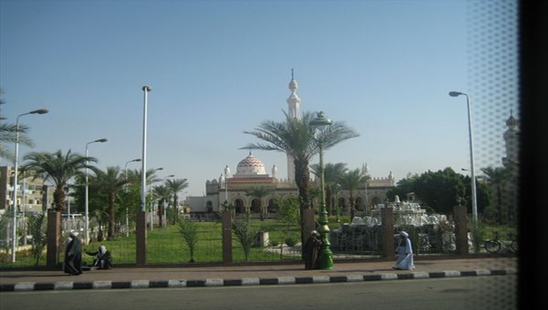 В Марокко наверно много мечетей
