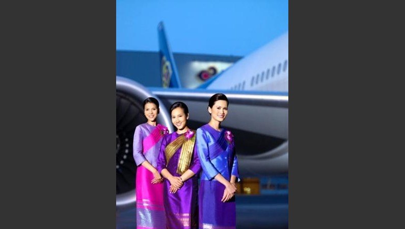 Стюардессы авиакомпании  Thai Airways<br>Азия, <a href='/actions/jazz/usa/' target='_blank'>США</a>, <a href='/actions/tours-czech' target='_blank'>Европа</a>
