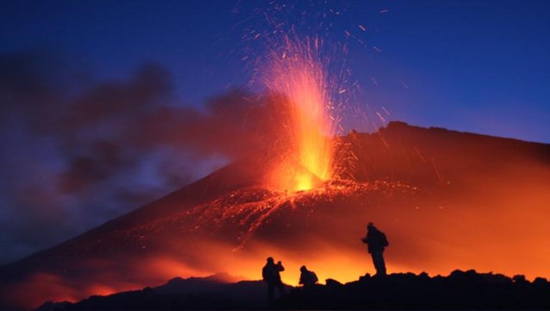 Экскурсии к действующему вулкану Этна, Италия