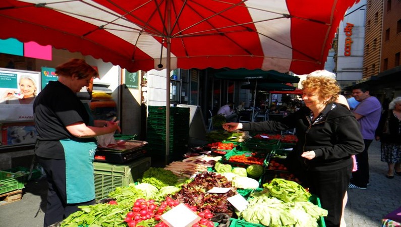 Субботний рынок в Лозанне