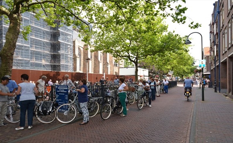 Delft - Cycle parking queue
