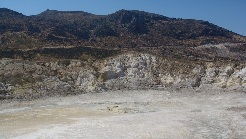 Нисирос, вулкан  Профитис Илиас – один из последних действовавших в Средиземноморье