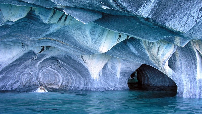 Пещеры Марбл в Чили