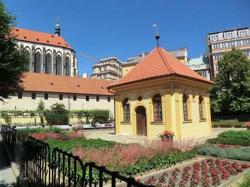 Францисканский сад в Праге