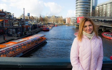 Сколько стоит прокатиться по каналам Амстердама?