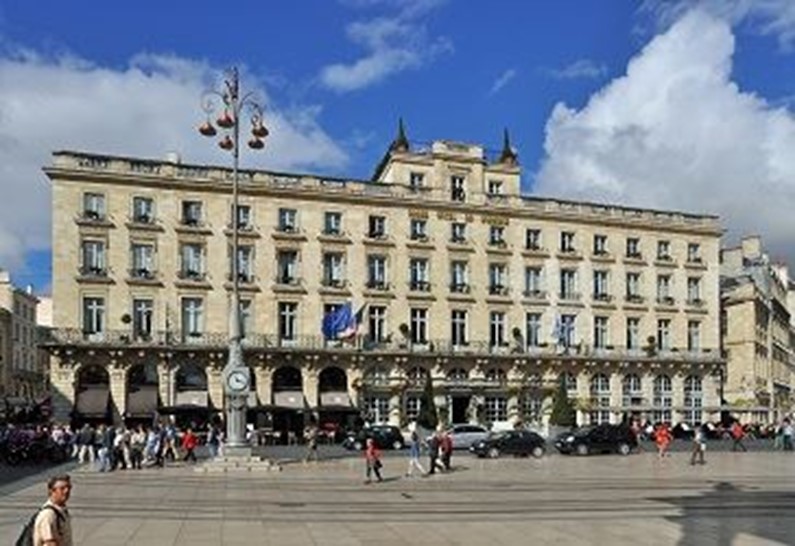 Bordeaux Le Grand Hotel -  Если во время хочется пожить в хороших условиях